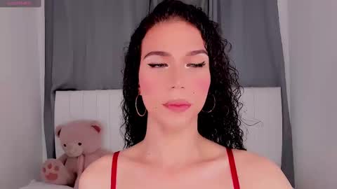 Vnecis Marn online show from September 18, 2025, 1:24 pm