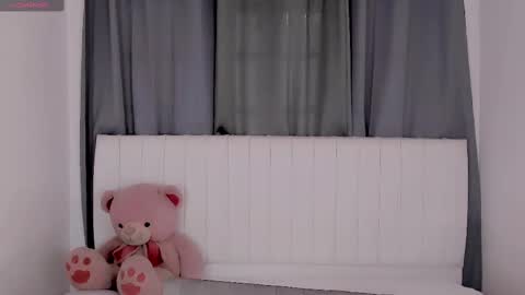 Vnecis Marn online show from September 21, 2025, 12:07 pm