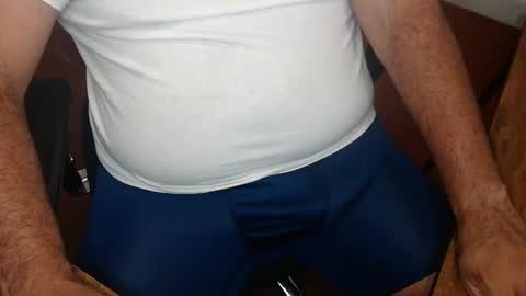 Snapshot of gato27cam chatting on September 15, 2025, 4:12 am Marco online show from September 15, 2025, 4:12 am