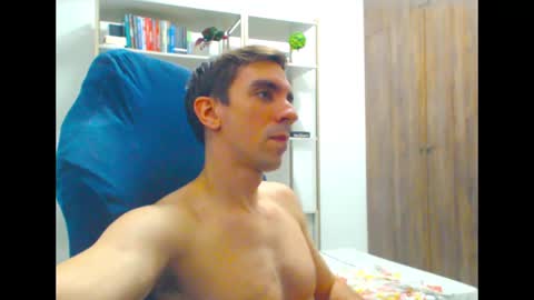 gatosarado23 online show from February 27, 2025, 7:12 am