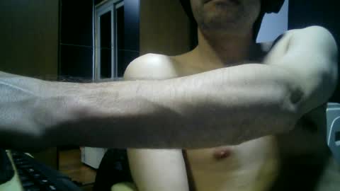 gauchors21 online show from July 19, 2026, 3:21 am
