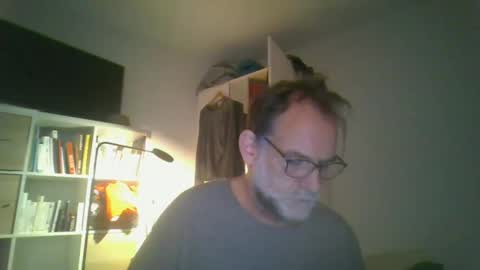 Snapshot of gaulis72 chatting on December 1, 2024, 8:31 pm gaulis72 online show from December 1, 2024, 8:31 pm