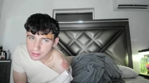 Snapshot of gayndepressed chatting on March 6, 2026, 5:37 am Trace online show from March 6, 2026, 5:37 am