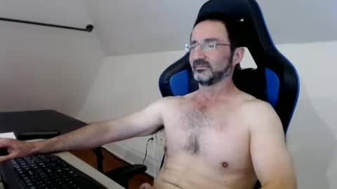 gbrlkndr online show from June 22, 2026, 3:53 pm