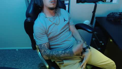 Snapshot of gefeeer chatting on September 19, 2025, 4:36 am gefeeer online show from September 19, 2025, 4:36 am