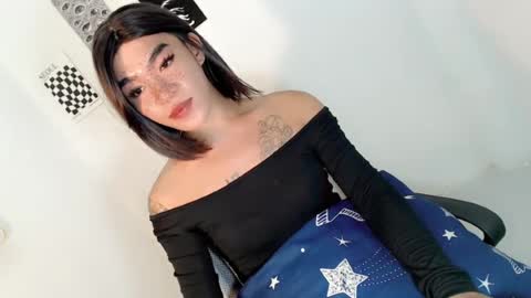 Snapshot of gelluxxx chatting on July 22, 2026, 12:41 pm gelo online show from July 22, 2026, 12:41 pm