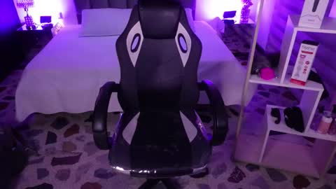 Gemma online show from February 3, 2026, 4:10 am