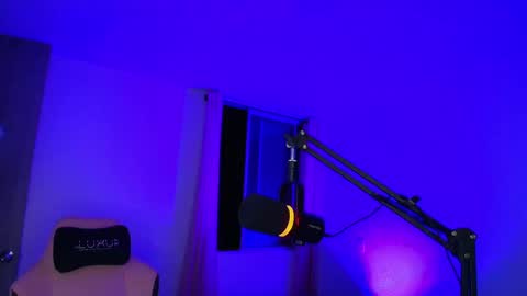 geminis11 online show from May 10, 2026, 12:38 am