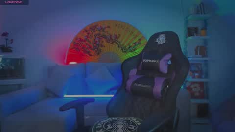 Snapshot of geminis_grey chatting on October 12, 2025, 6:34 am Geminis online show from October 12, 2025, 6:34 am