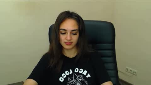 Gemma online show from September 17, 2025, 5:53 am