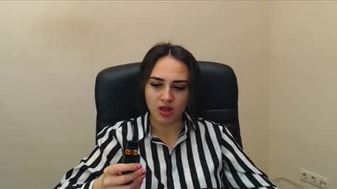 Gemma online show from September 28, 2025, 7:03 am