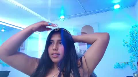 Snapshot of gemma_bellini chatting on August 3, 2026, 7:39 pm Gemma online show from August 3, 2026, 7:39 pm