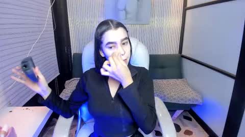 gemmabrown_ online show from February 9, 2026, 12:53 pm