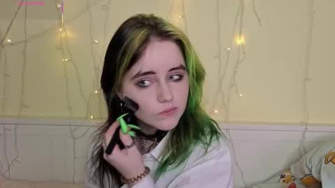 Snapshot of gemmafulwood chatting on October 8, 2025, 7:11 pm Ilona online show from October 8, 2025, 7:11 pm