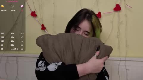 Snapshot of gemmafulwood chatting on October 17, 2025, 6:32 pm Ilona online show from October 17, 2025, 6:32 pm