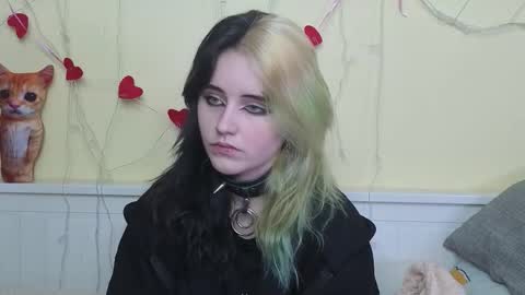 Snapshot of gemmafulwood chatting on October 27, 2025, 7:51 pm Ilona online show from October 27, 2025, 7:51 pm