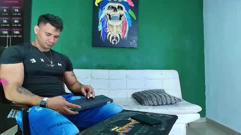 gendersonfit online show from February 8, 2026, 2:42 pm