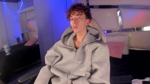 Snapshot of genesis_js chatting on November 28, 2025, 3:53 am genesis_js online show from November 28, 2025, 3:53 am