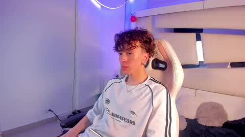 Snapshot of genesis_js chatting on January 15, 2026, 4:06 am genesis_js online show from January 15, 2026, 4:06 am