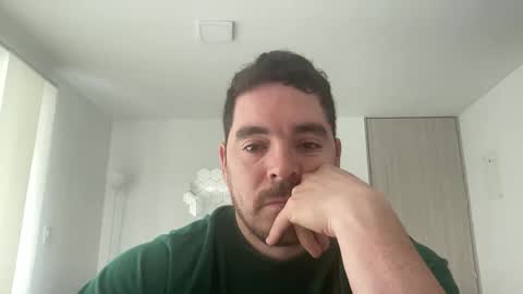 genesis_wb online show from April 25, 2026, 7:44 pm