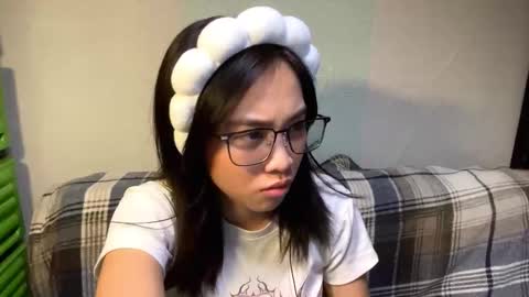 Yuki online show from February 21, 2026, 1:34 pm