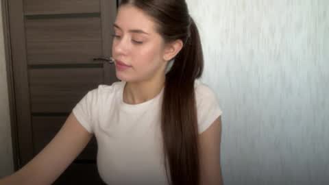 Snapshot of geniegrimmett chatting on May 17, 2026, 6:22 am Megan online show from May 17, 2026, 6:22 am