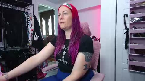Genny Rock   and  online show from June 19, 2026, 3:16 pm