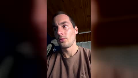 Genaro online show from May 2, 2026, 4:06 am