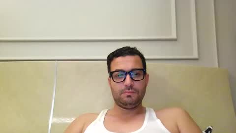 genteldevil online show from December 1, 2025, 12:04 am