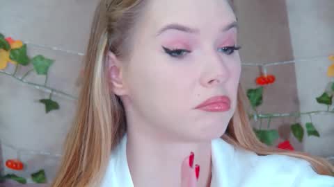 GentleRossi online show from October 21, 2025, 3:35 pm