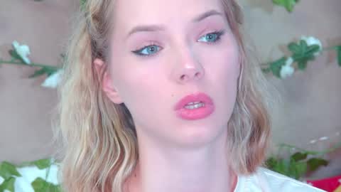 GentleRossi online show from March 18, 2026, 3:59 pm