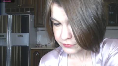 Elena online show from September 10, 2025, 1:22 pm