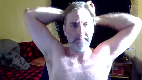 geoffbmn online show from October 11, 2025, 1:20 pm