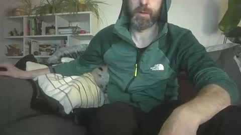 Geon online show from September 21, 2025, 8:54 pm