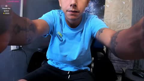 Snapshot of george_bigcock24cm chatting on April 4, 2026, 1:19 pm george_bigcock24cm online show from April 4, 2026, 1:19 pm