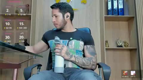 Snapshot of george_diesell_ chatting on July 3, 2026, 4:52 am George online show from July 3, 2026, 4:52 am