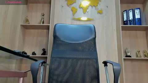 Snapshot of george_diesell_ chatting on August 5, 2026, 4:48 am George online show from August 5, 2026, 4:48 am