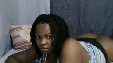 Snapshot of georgeous_kimberly chatting on October 3, 2025, 3:20 pm georgeous_kimberly online show from October 3, 2025, 3:20 pm