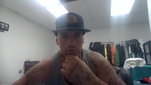 georgeschneider5858 online show from October 2, 2025, 9:16 am