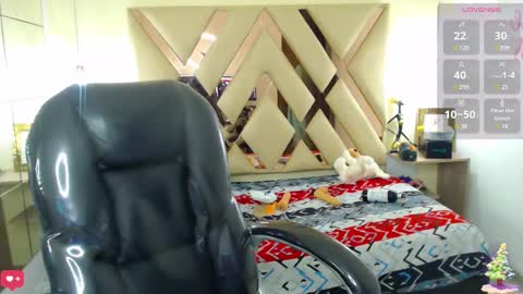 Snapshot of georgesmith_1 chatting on December 21, 2024, 1:10 pm GEORGE online show from December 21, 2024, 1:10 pm