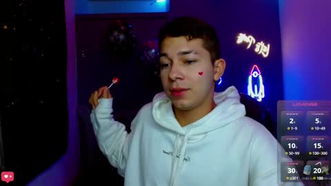 Snapshot of georgesmith_1 chatting on January 9, 2025, 12:46 am GEORGE online show from January 9, 2025, 12:46 am