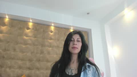 georgia_ivanov online show from February 14, 2025, 7:02 pm