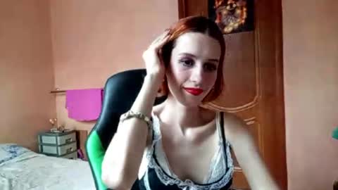 Ellie online show from June 16, 2026, 3:36 pm
