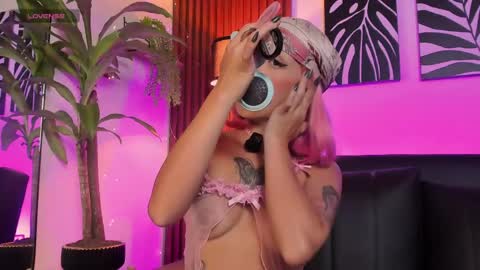 Georgina Caruso online show from March 21, 2026, 1:54 am