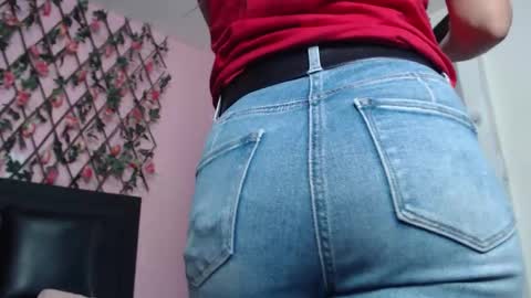 Georgi online show from November 26, 2025, 12:17 pm