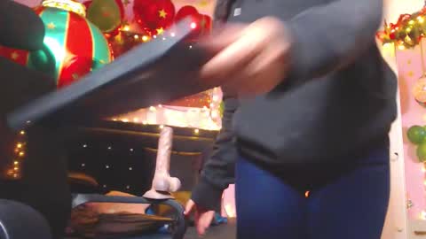 Georgi online show from December 18, 2025, 12:00 pm