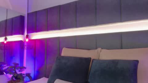 Kendal  online show from December 2, 2025, 12:38 am