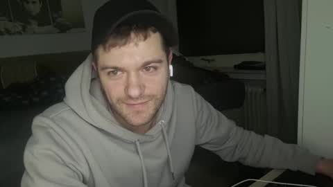 A  A online show from February 6, 2026, 6:22 pm