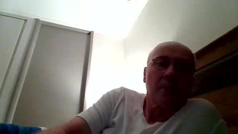 Snapshot of germansocksman4boys chatting on November 10, 2025, 2:21 am germansocksman4boys online show from November 10, 2025, 2:21 am