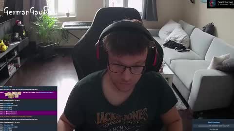 Snapshot of gerpolgaycouple chatting on January 6, 2026, 11:03 am gerpolgaycouple online show from January 6, 2026, 11:03 am